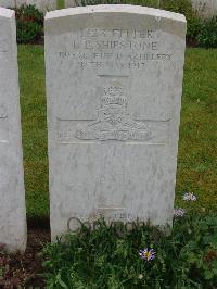 Etaples Military Cemetery - Shipstone, Leonard Boden