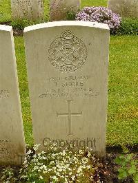 Etaples Military Cemetery - Shore, Thomas