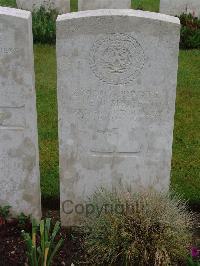 Etaples Military Cemetery - Shute, Egbert Bradninch
