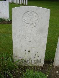 Etaples Military Cemetery - Siggers, John Edward