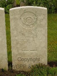 Etaples Military Cemetery - Silcock, J W