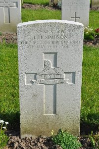 Etaples Military Cemetery - Simpson, Edward Henry