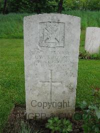 Etaples Military Cemetery - Simpson, J W