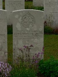 Etaples Military Cemetery - Skelly, James Newsome
