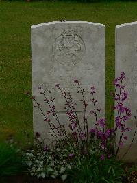 Etaples Military Cemetery - Slack, John George