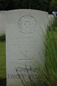 Etaples Military Cemetery - Slater, John Cyrus