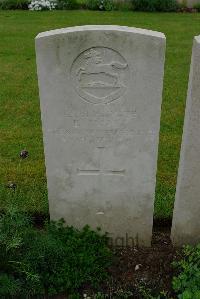 Etaples Military Cemetery - Small, E