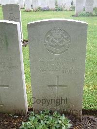 Etaples Military Cemetery - Smart, Cyril Henry Arthur