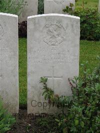 Etaples Military Cemetery - Smith, Alfred