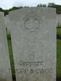 Etaples Military Cemetery - Smith, Charles