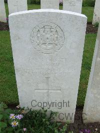 Etaples Military Cemetery - Smith, E