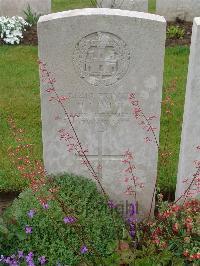 Etaples Military Cemetery - Smith, H J