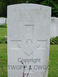 Etaples Military Cemetery - Smith, Herbert Shaw