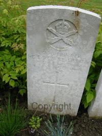Etaples Military Cemetery - Smith, Herbert William