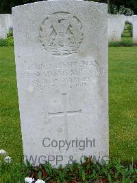 Etaples Military Cemetery - Smith, John Adams