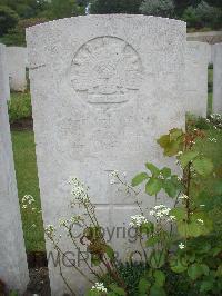 Etaples Military Cemetery - Smith, John Thomas