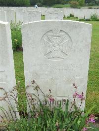 Etaples Military Cemetery - Smith, Leonard Eaton