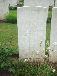 Etaples Military Cemetery - Smith, Robert Arthur