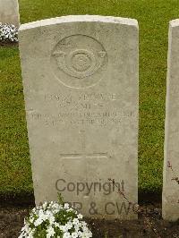 Etaples Military Cemetery - Smith, William