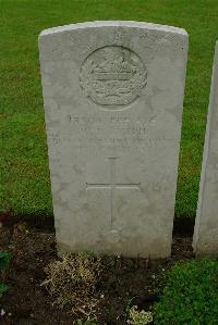 Etaples Military Cemetery - Smith, William Francis