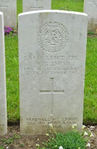 Etaples Military Cemetery - Smith, William George