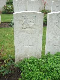 Etaples Military Cemetery - Smith, William Robert