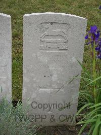 Etaples Military Cemetery - Smyth, A E