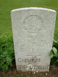 Etaples Military Cemetery - Spence, Walter Kennedy