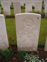 Etaples Military Cemetery - Spicer, Sidney Joseph