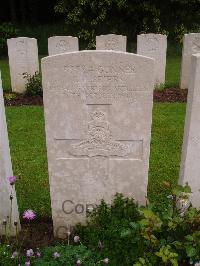 Etaples Military Cemetery - Spiers, Charles Joseph