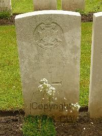 Etaples Military Cemetery - Spiller, Leonard A. W.