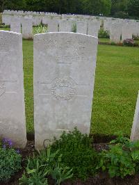 Etaples Military Cemetery - Spowart, Matthew William