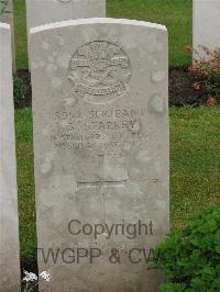 Etaples Military Cemetery - Starkey, G