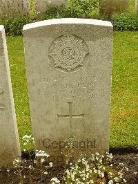 Etaples Military Cemetery - Stephens, A G