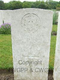 Etaples Military Cemetery - Stephens, D