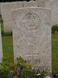 Etaples Military Cemetery - Stephens, S