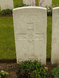 Etaples Military Cemetery - Stephens, Thomas