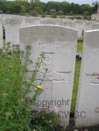 Etaples Military Cemetery - Stevens, Harold Frederick