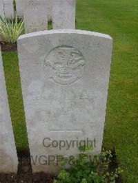 Etaples Military Cemetery - Stevenson, Fred