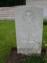 Etaples Military Cemetery - Stewart, William
