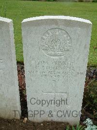 Etaples Military Cemetery - Stockwell, Charles