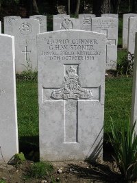 Etaples Military Cemetery - Stoner, George Henry William