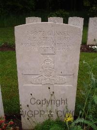 Etaples Military Cemetery - Stratford, Albert Edward