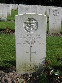 Etaples Military Cemetery - Sutherland, James