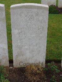 Etaples Military Cemetery - Sutherland, Martin