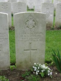 Etaples Military Cemetery - Swadling, W G
