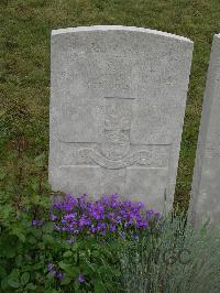 Etaples Military Cemetery - Syddall, W