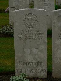Etaples Military Cemetery - Symon, Alexander