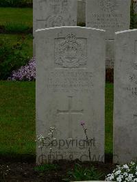 Etaples Military Cemetery - Symonds, Horace Arthur