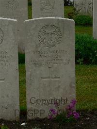 Etaples Military Cemetery - Tait, John